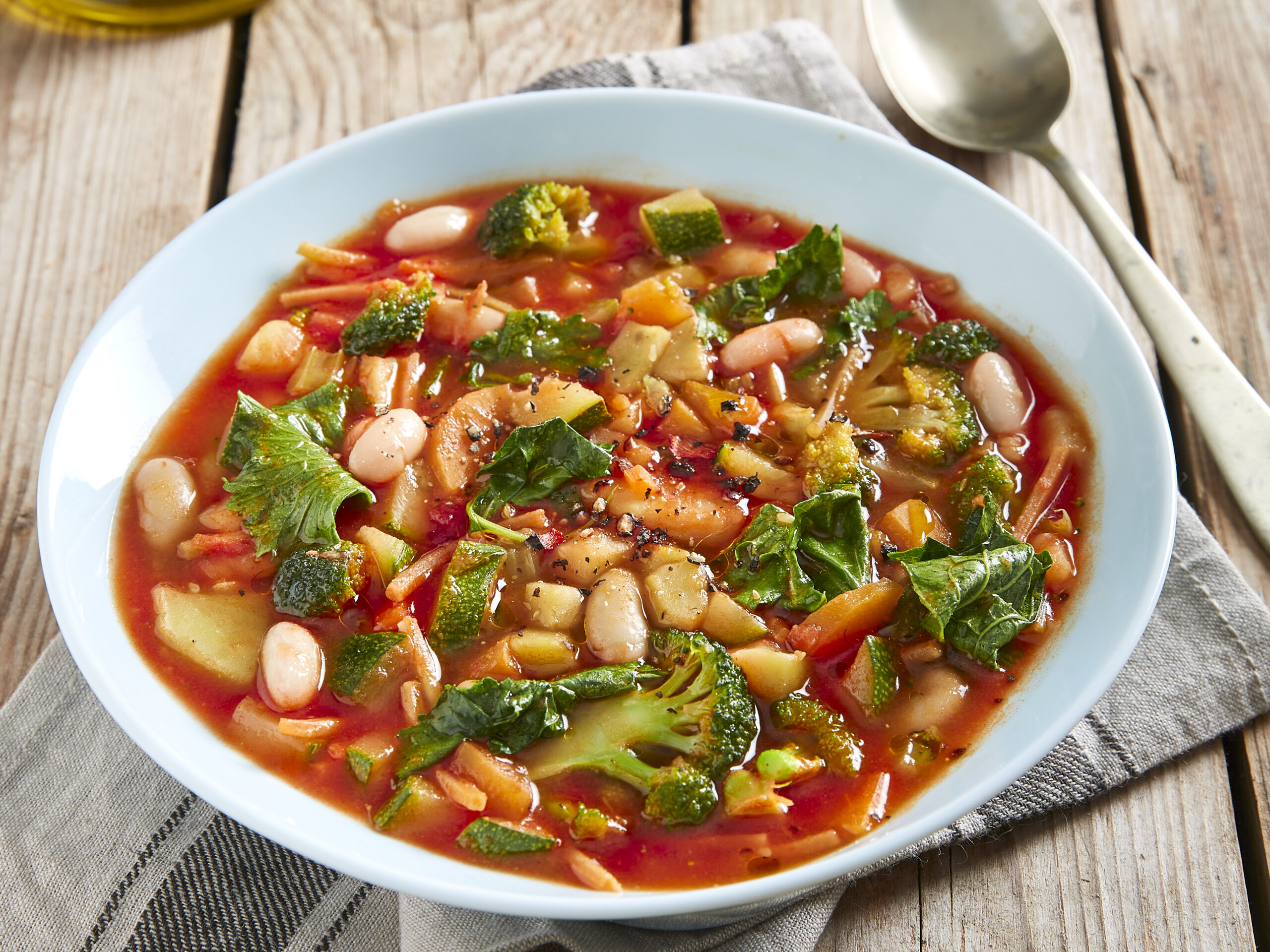 Simple vegan Minestrone soup