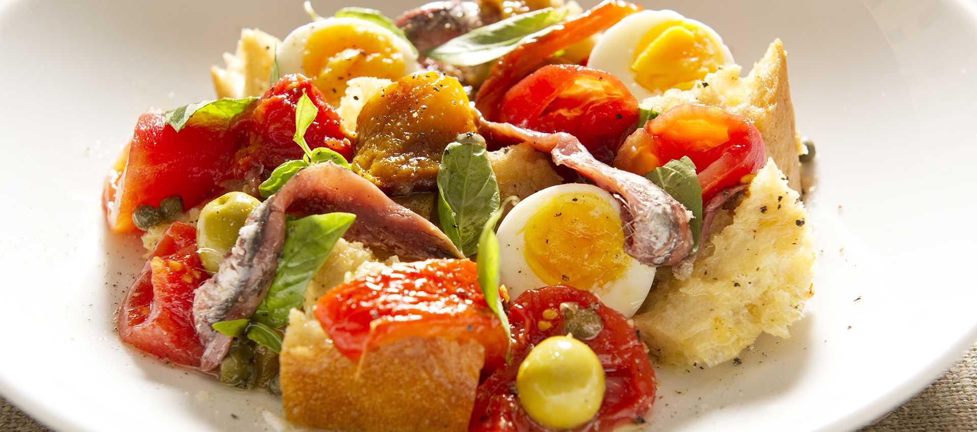 Panzanella bread salad