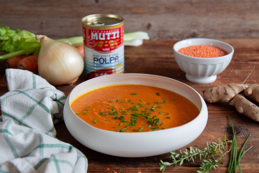 Detox Red Lentil Soup with Mutti's Tomato Polpa 