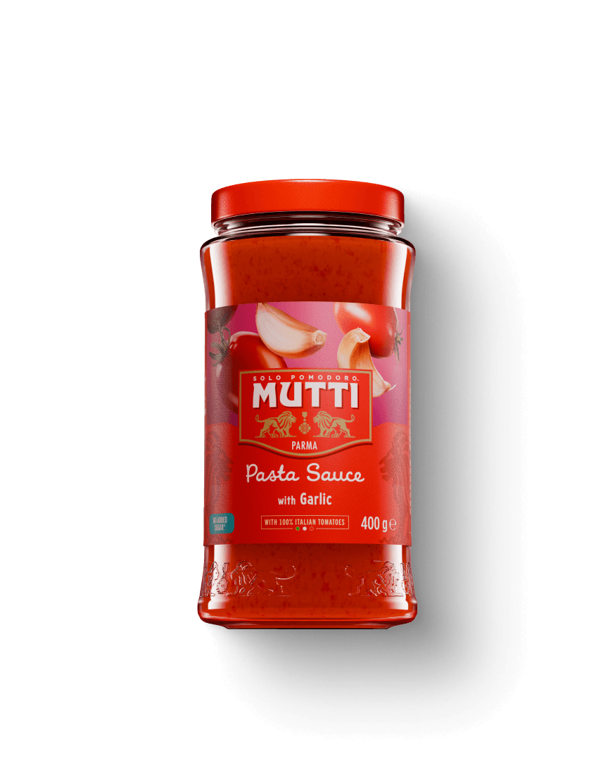 Mutti Pasta Sauce with Garlic in a 400g glass jar