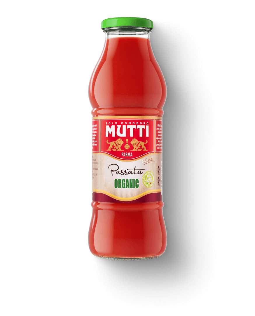 Mutti Organic Passata in a glass bottle