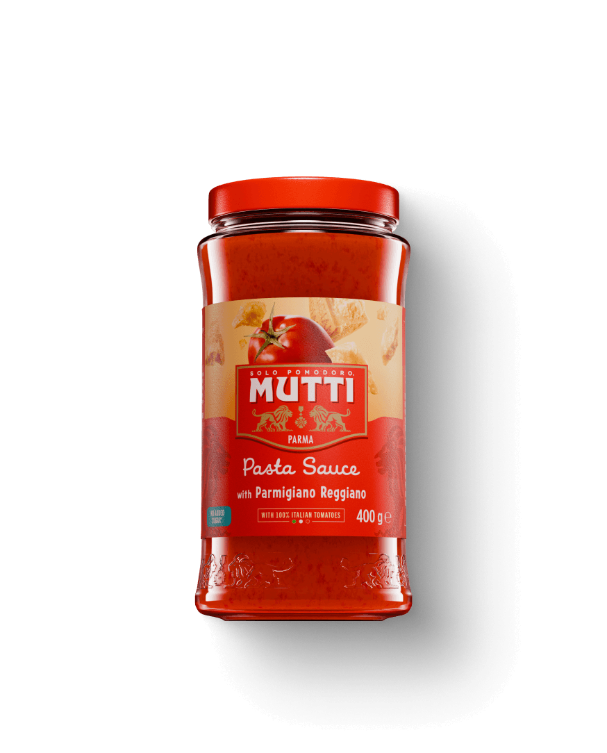 Mutti Pasta Sauce with Parmigiano Reggiano in a 400g glass jar