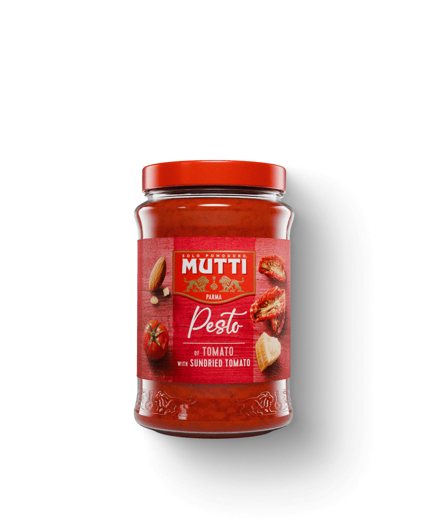 Mutti Red Tomato Pesto with sun-dried tomato in a glass jar